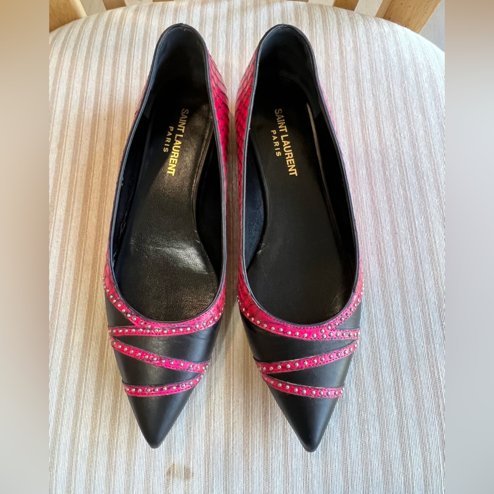 YSL Size 36 black and Pink Python Flats